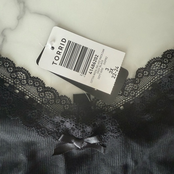 Torrid Black Lace Trim Tank Top - Picture 2 of 3